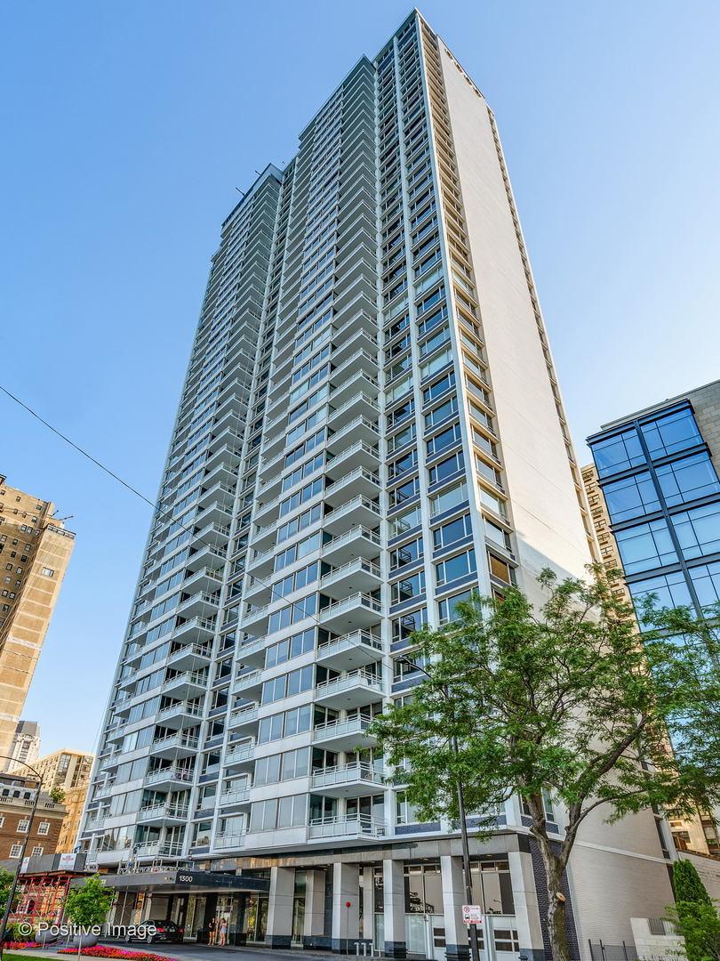 1300 N Lake Shore Dr. #30D, Chicago, IL 60610