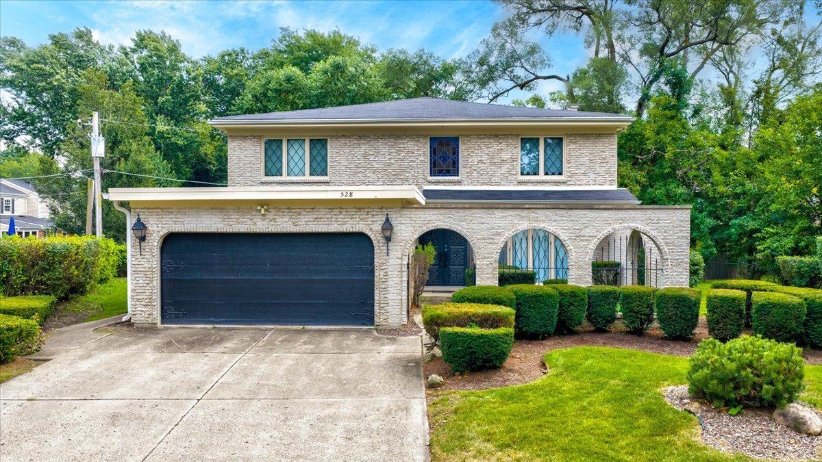 528 Hunter Ct., Wilmette, IL 60091