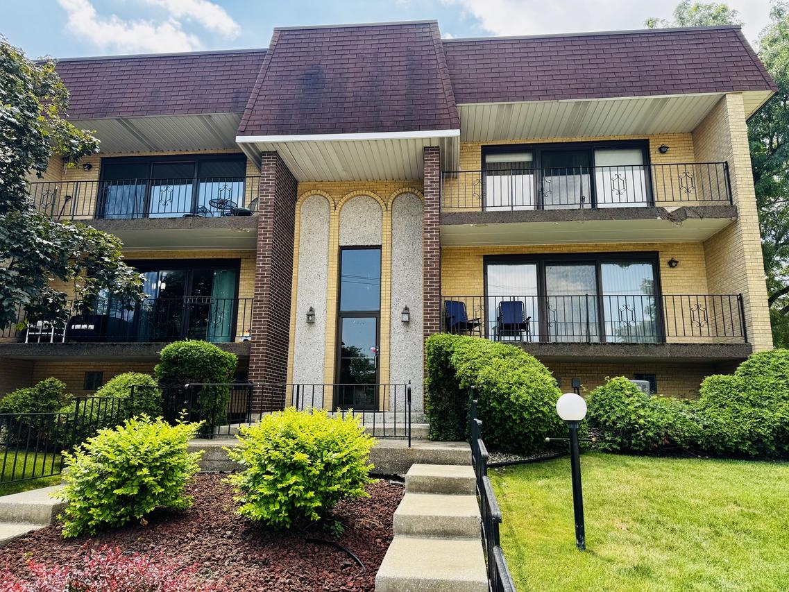 4019 W 93rd St. #C, Oak Lawn, IL 60453