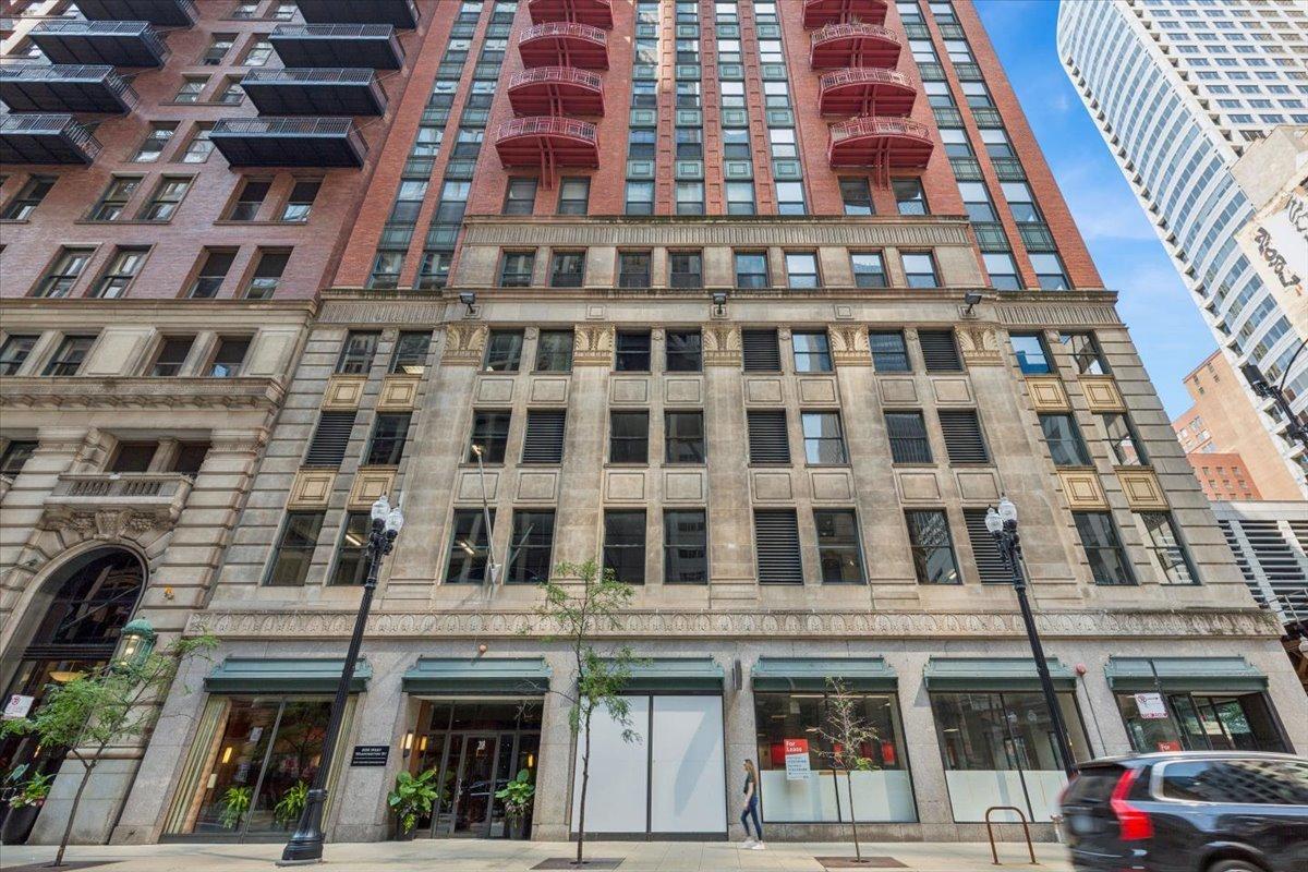 208 W Washington St. #1405, Chicago, IL 60606