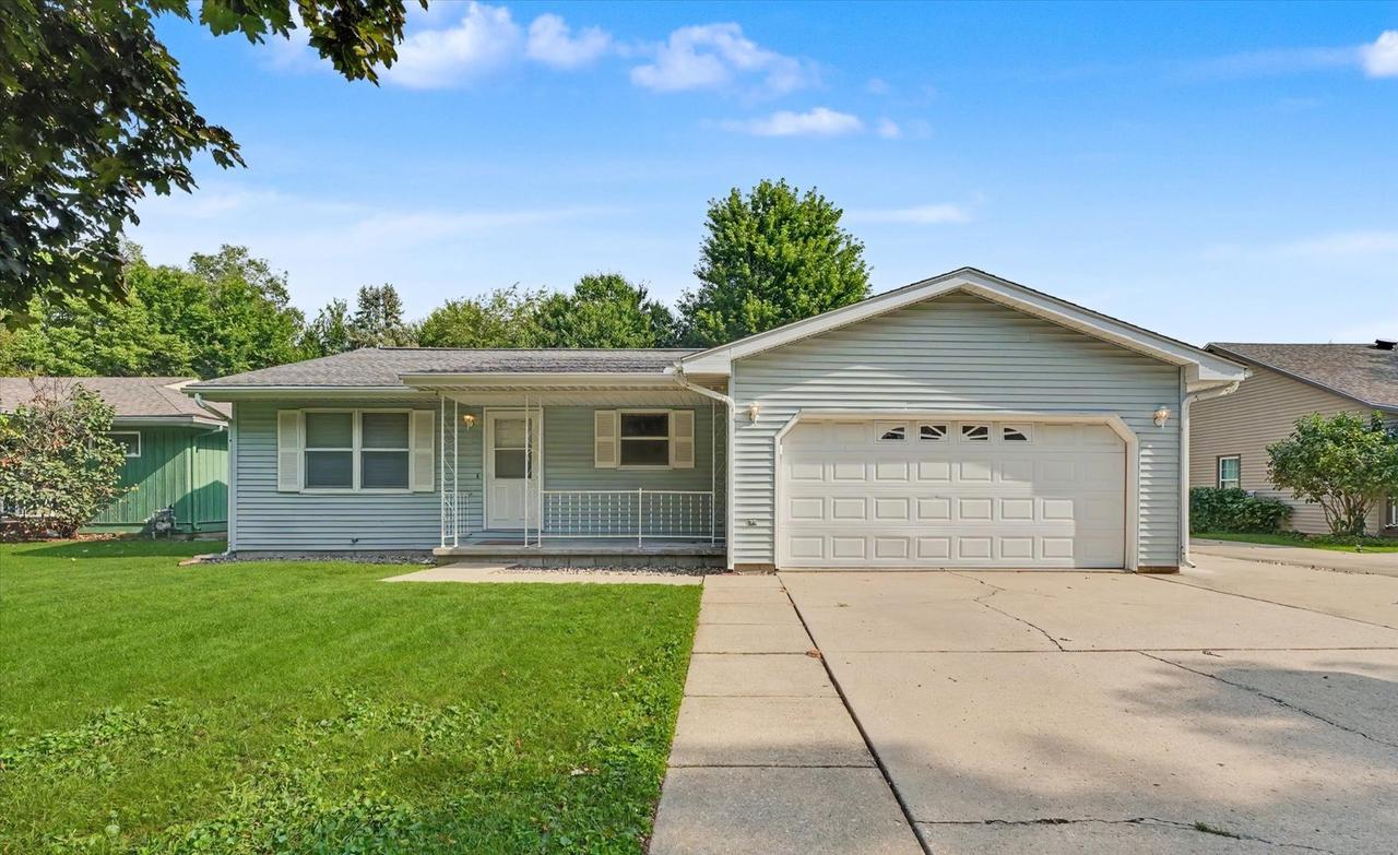 2618 W John St., Champaign, IL 61821