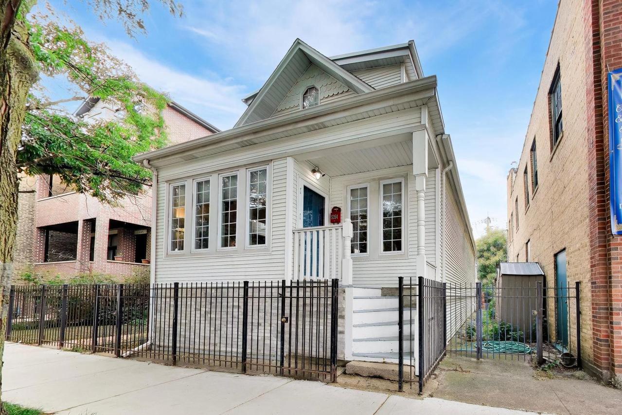 5354 N Ashland Ave., Chicago, IL 60640