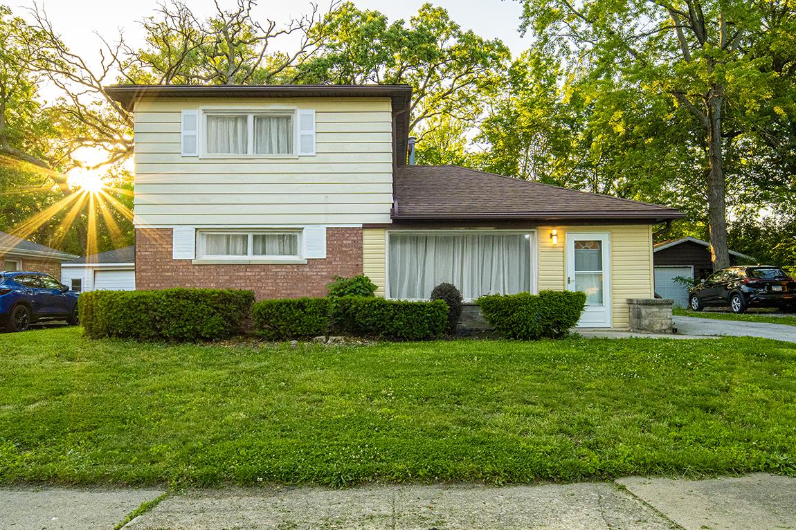 328 Oswego St., Park Forest, IL 60466