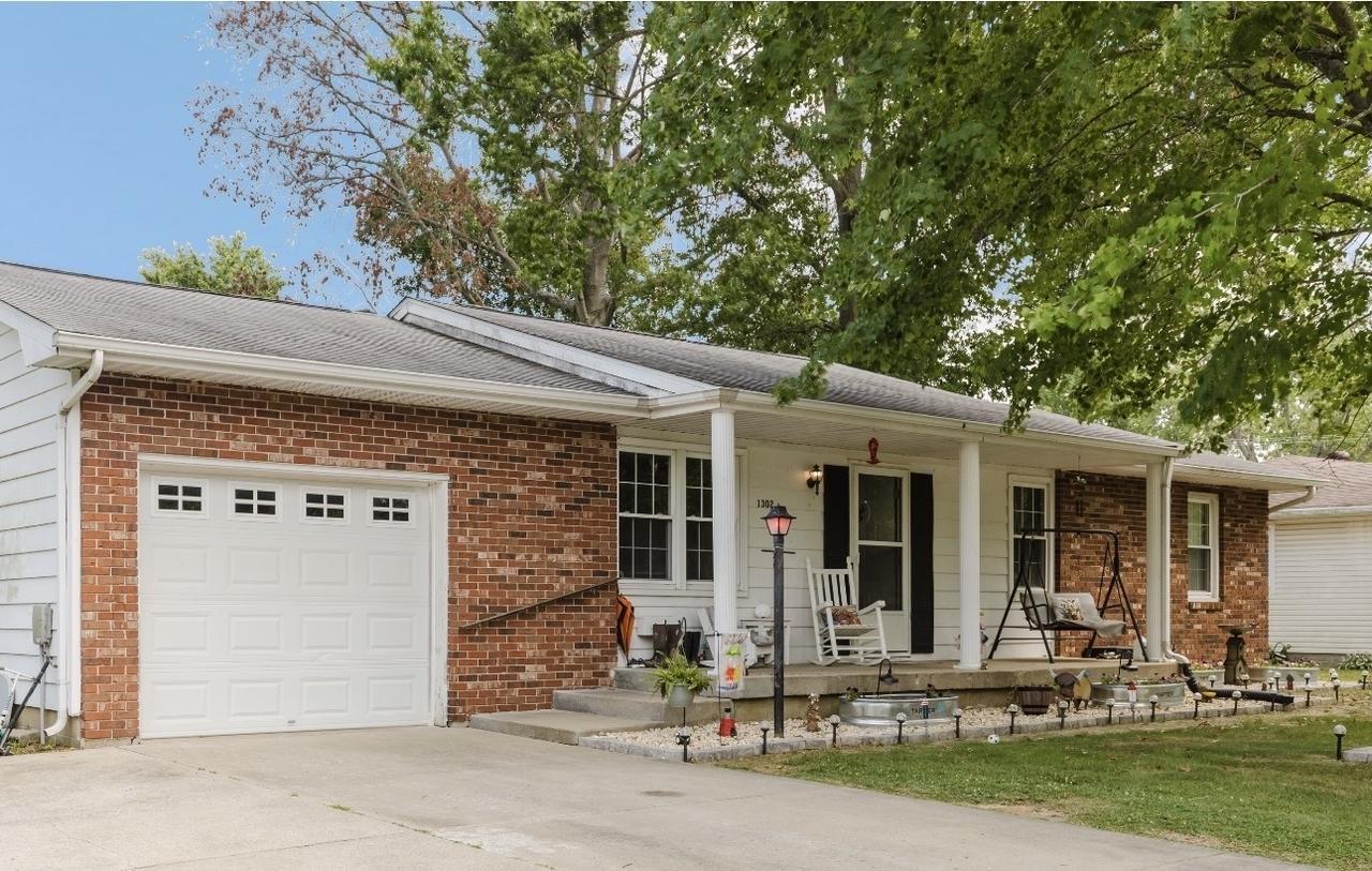 1302 Susan Ln., Carterville, IL 62918