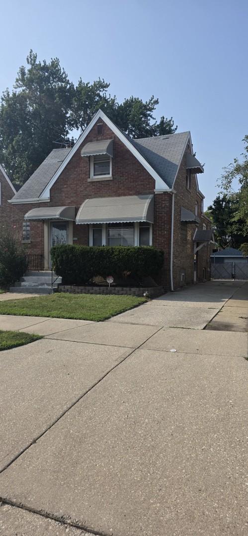 7224 W 39th St., Lyons, IL 60534