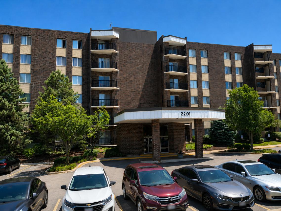 [Address Hidden by Seller], Lombard, IL 60148