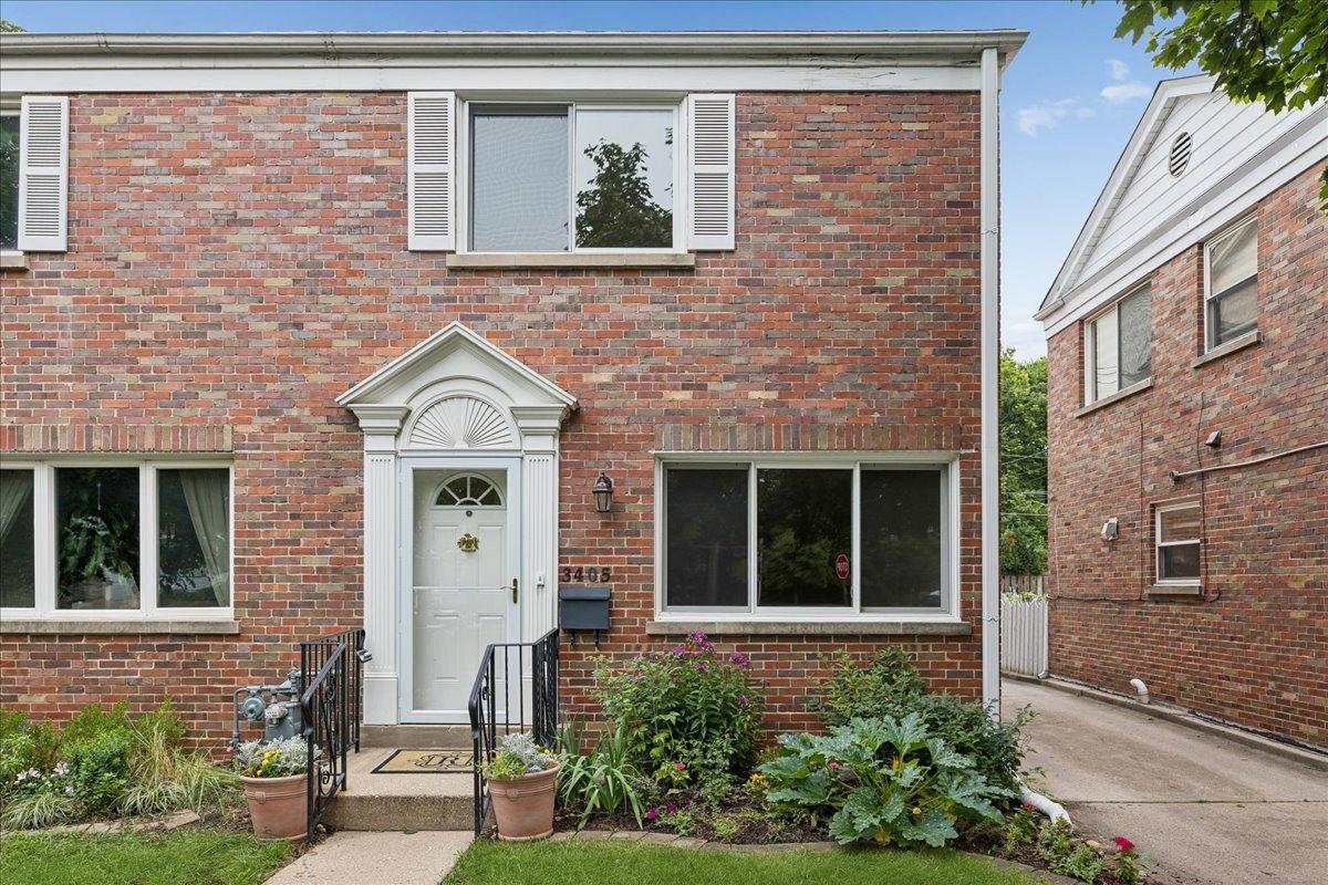 3405 Park Pl., Evanston, IL 60201