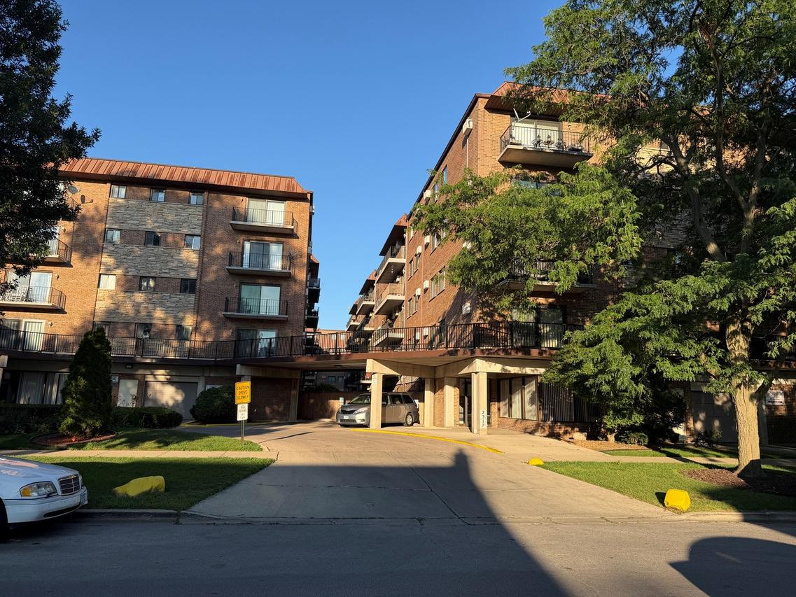 2317 N Neva Ave. #102A, Chicago, IL 60707