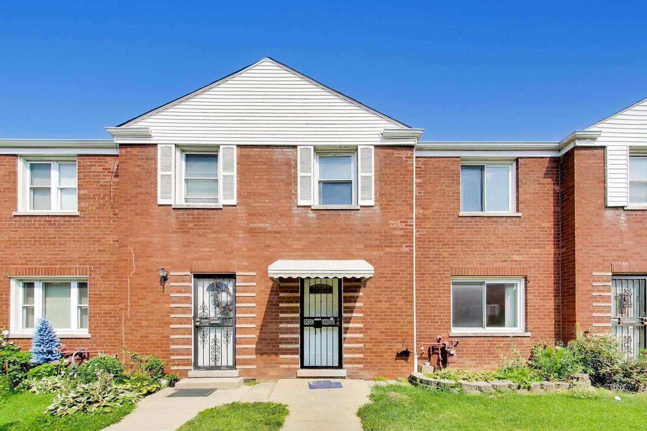 3941 W Ainslie St. #E, Chicago, IL 60625