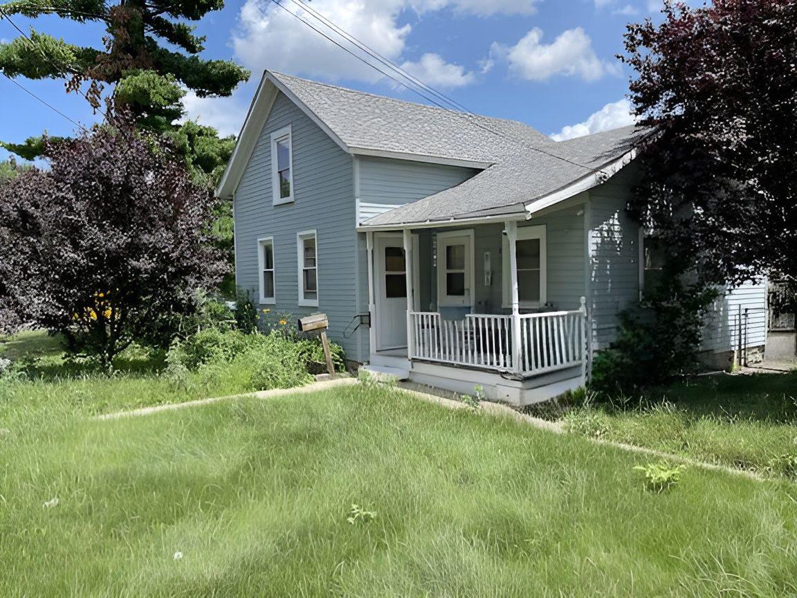 723 State St., Lemont, IL 60439