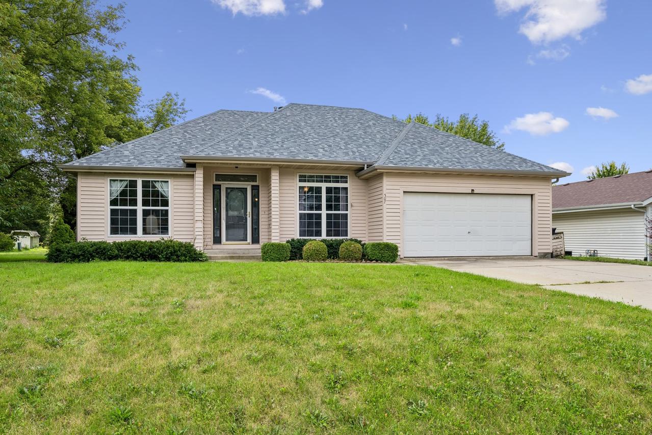 507 Benedict Dr., Poplar Grove, IL 61065