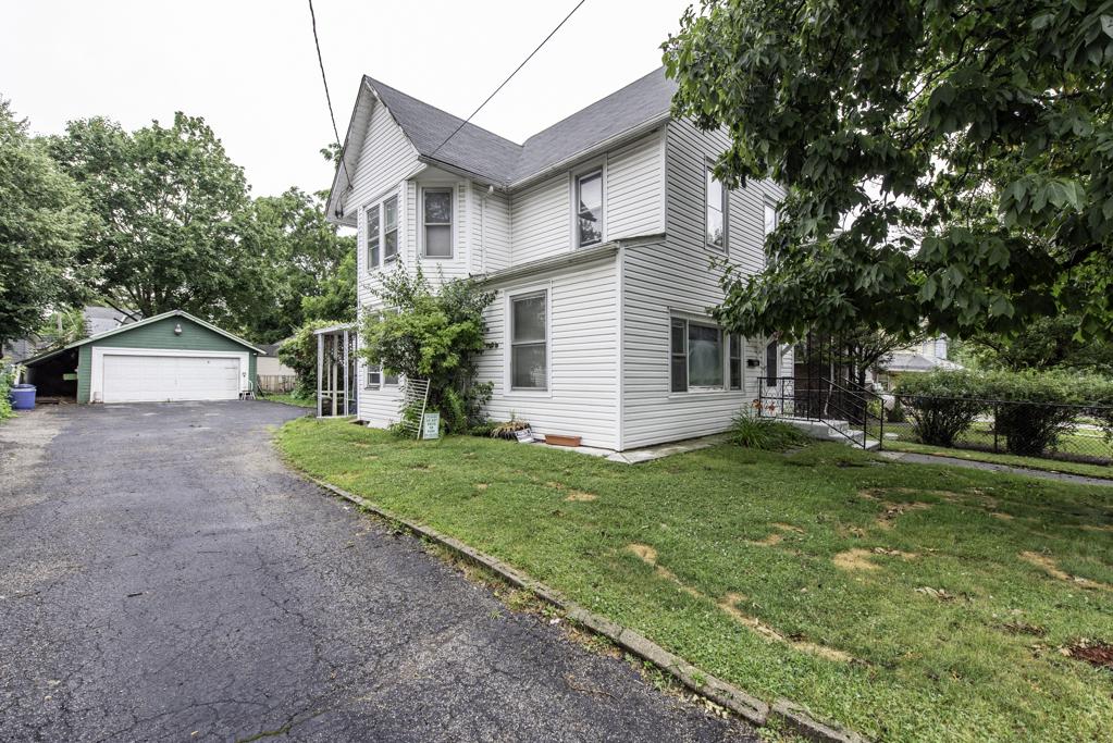 224 S Lincoln Ave., Waukegan, IL 60085