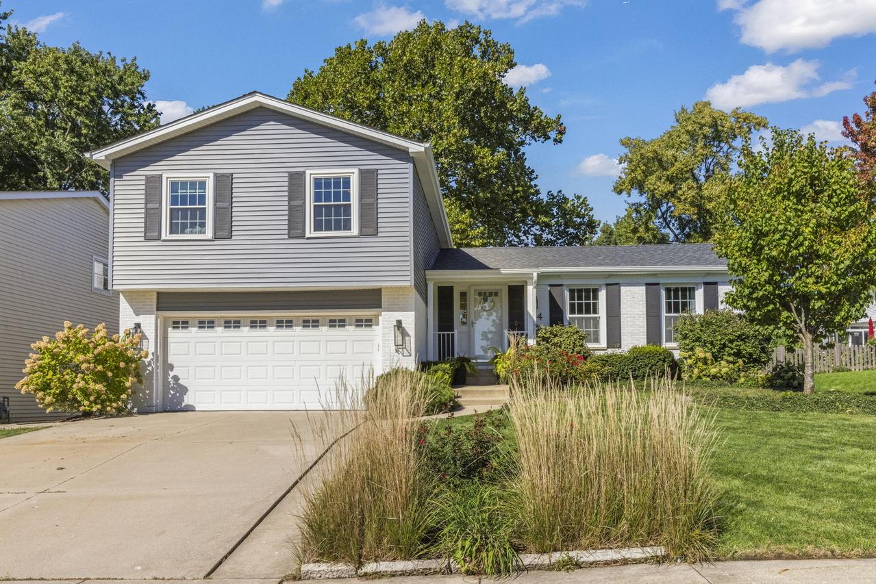 314 Collen Dr., Lombard, IL 60148