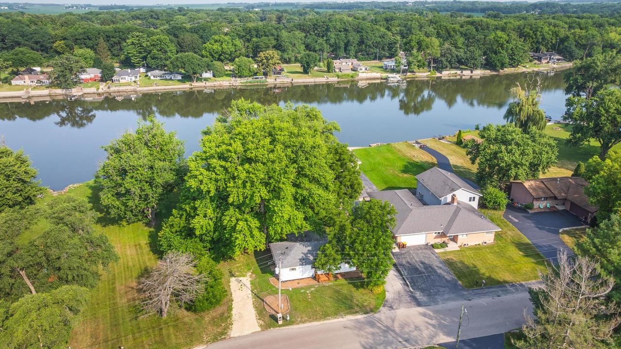 10910 Ventura Blvd., Machesney Park, IL 61115