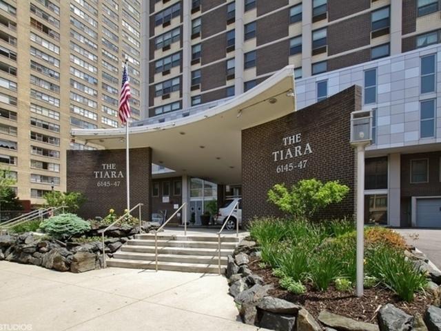 6147 N Sheridan Rd. #26B, Chicago, IL 60660
