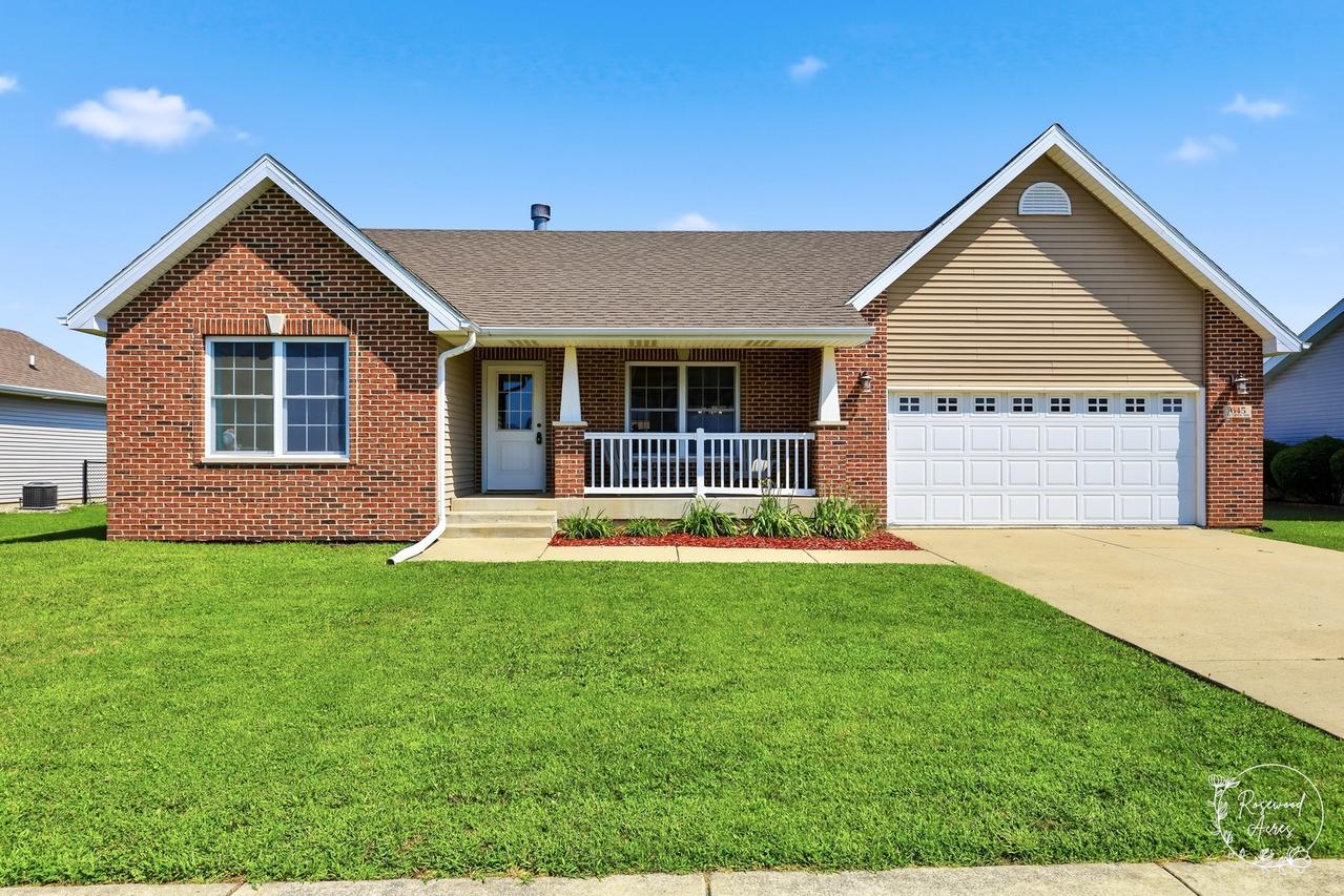 645 School Dr., Bourbonnais, IL 60914