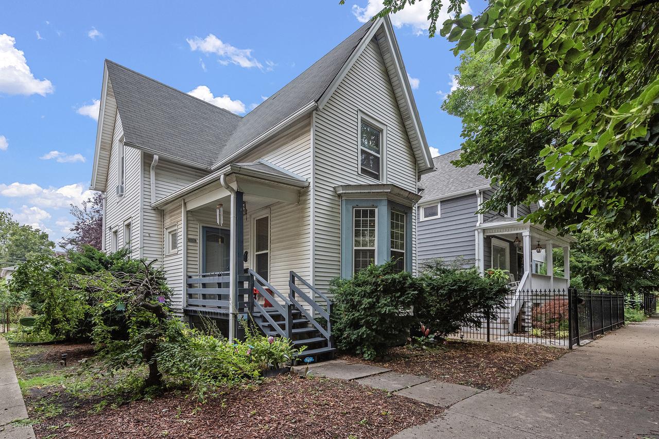 3106 N Sawyer Ave., Chicago, IL 60618