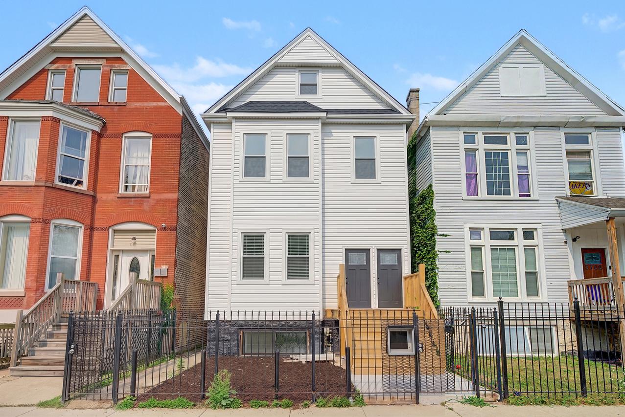 5702 S Wabash Ave., Chicago, IL 60637