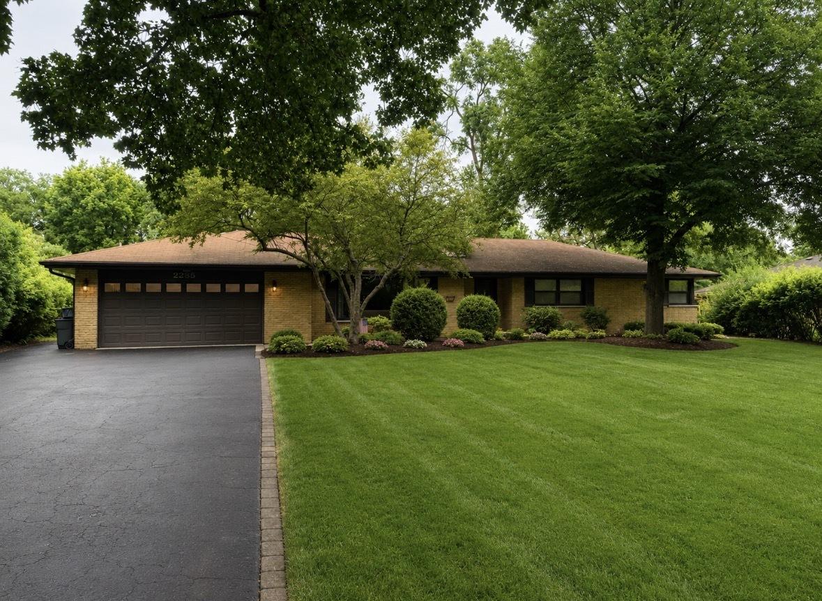 2285 Thorntree Ln., Palatine, IL 60067