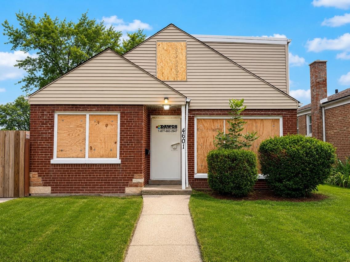 4601 S Leclaire Ave., Chicago, IL 60638
