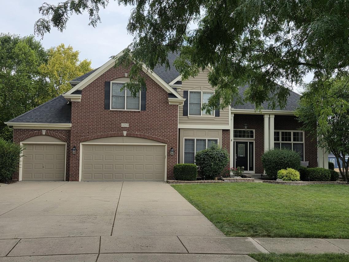 525 N Sycamore Ln., North Aurora, IL 60542