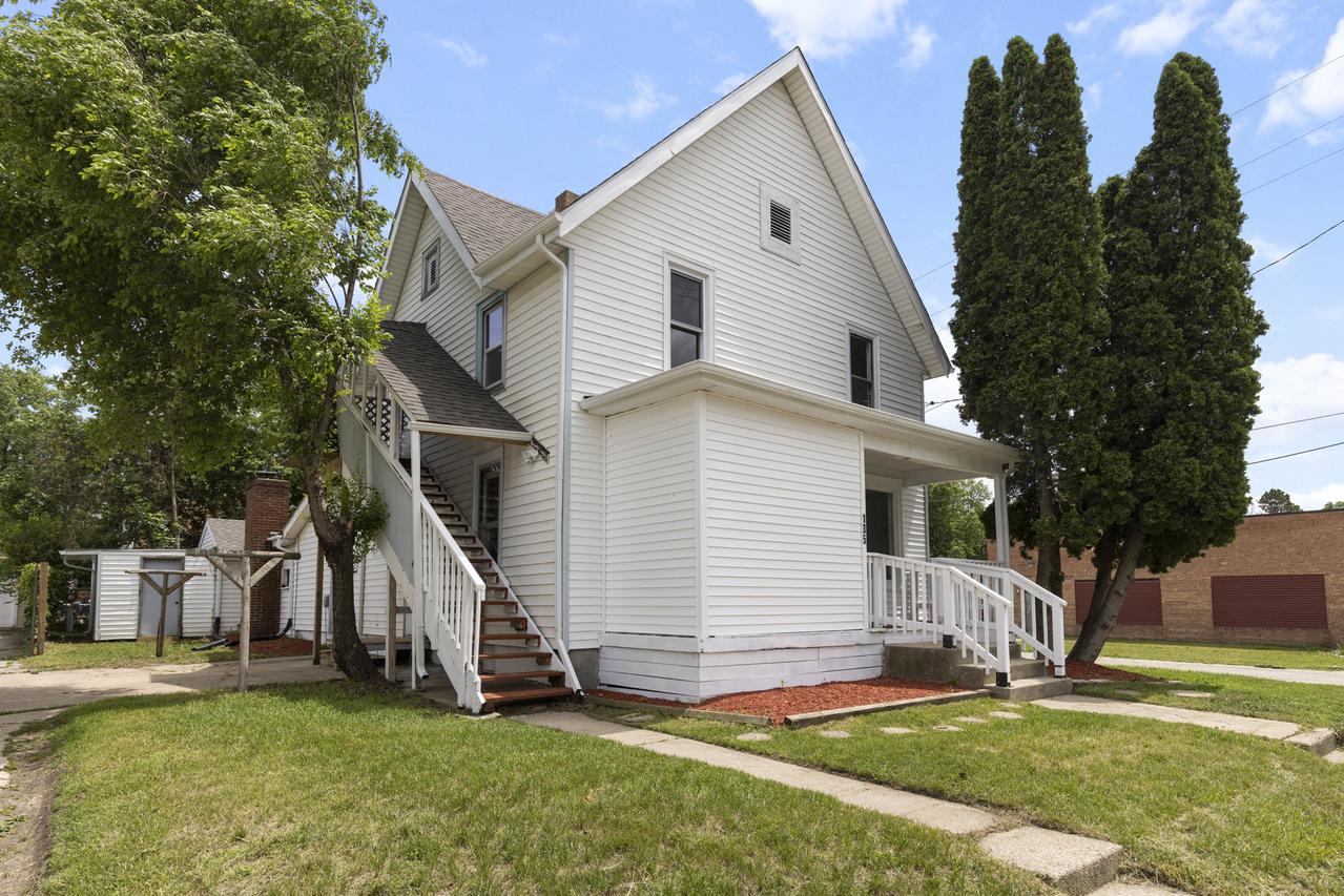 135 S 8th St., South Beloit, IL 61080