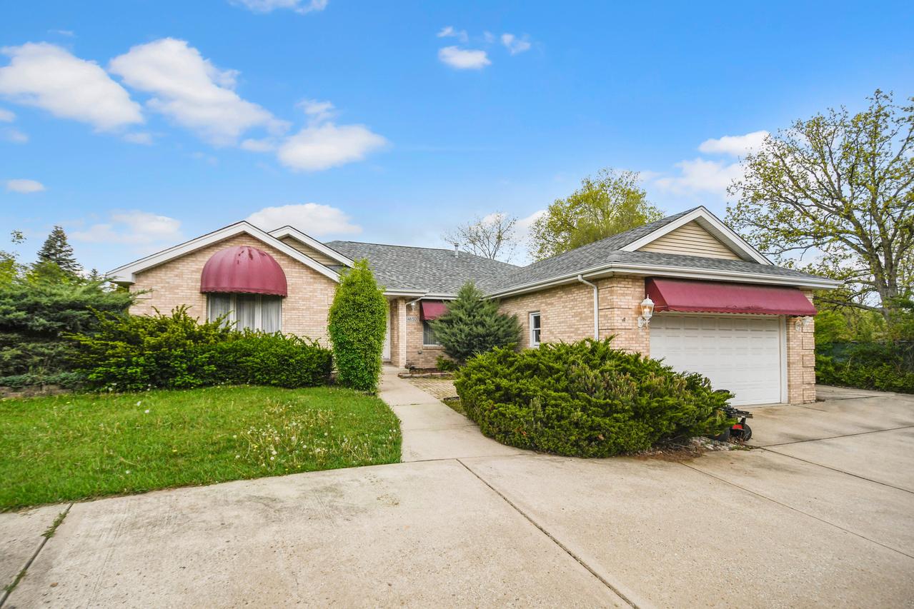 14650 Lamon Ave., Midlothian, IL 60445