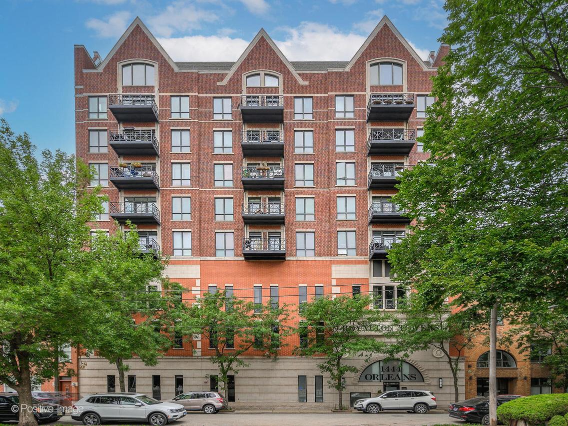 [Address Hidden by Seller], Chicago, IL 60610