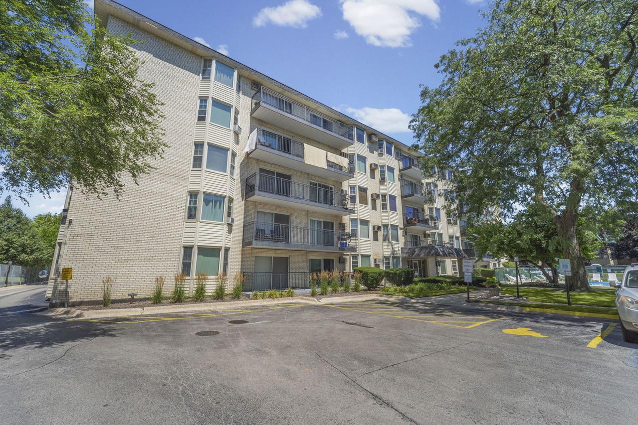 5510 Lincoln Ave. #B310, Morton Grove, IL 60053