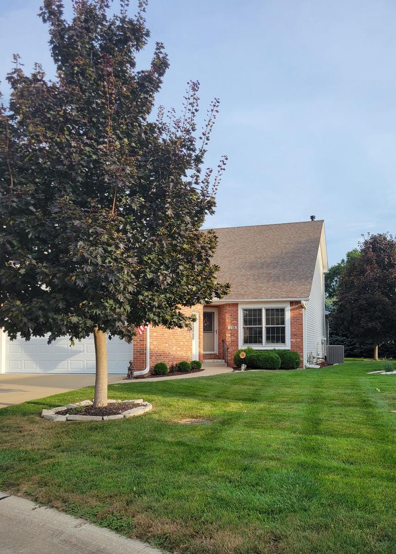 219 Field Dr., Normal, IL 61761