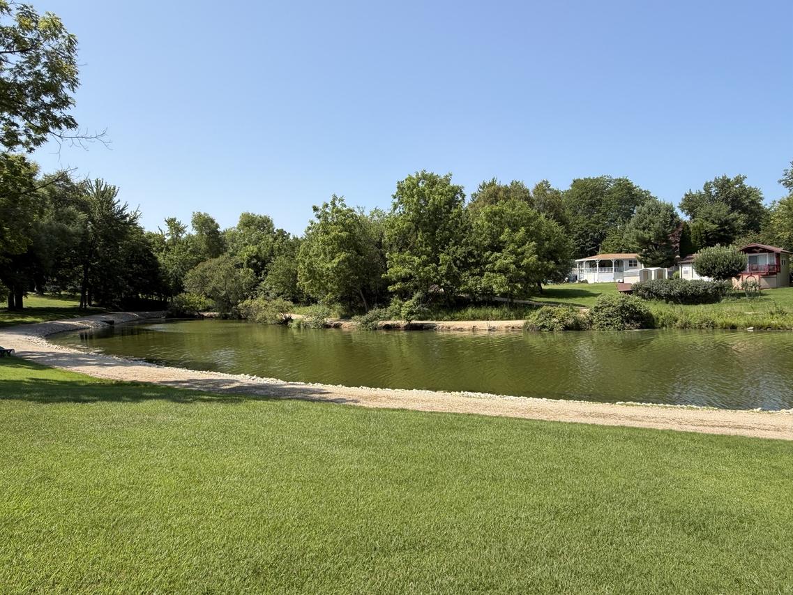 23-47 Woodhaven Lakes, Sublette, IL 61367