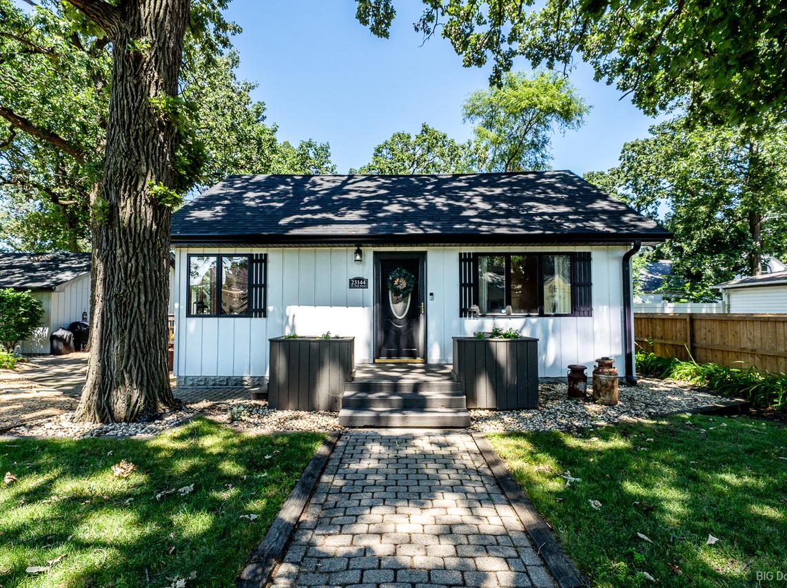 23144 W Oak St., Plainfield, IL 60544
