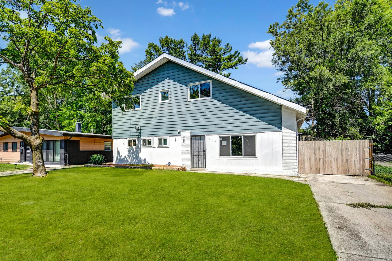 176 Monee Rd., Park Forest, IL 60466