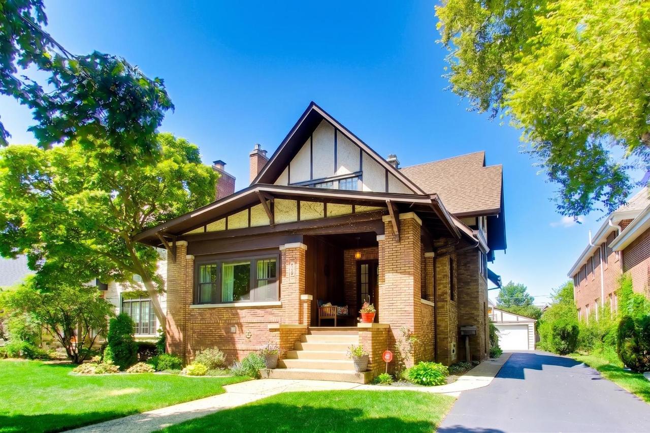 1108 S Washington Ave., Park Ridge, IL 60068