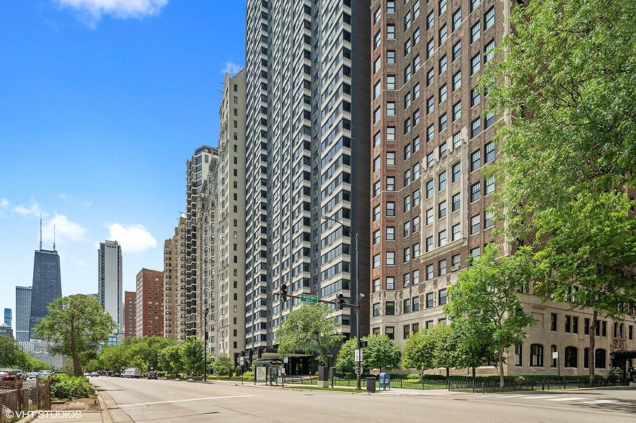 1440 N Lake Shore Dr. #9E, Chicago, IL 60610