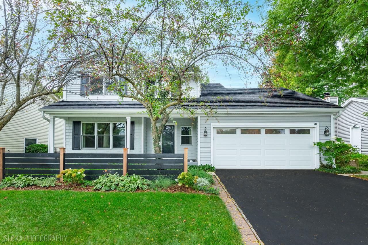 751 Alexandra Blvd., Crystal Lake, IL 60014