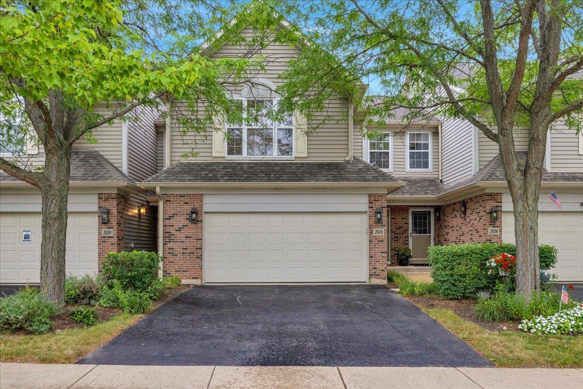 2034 Ivy Ridge Dr., Hoffman Estates, IL 60192