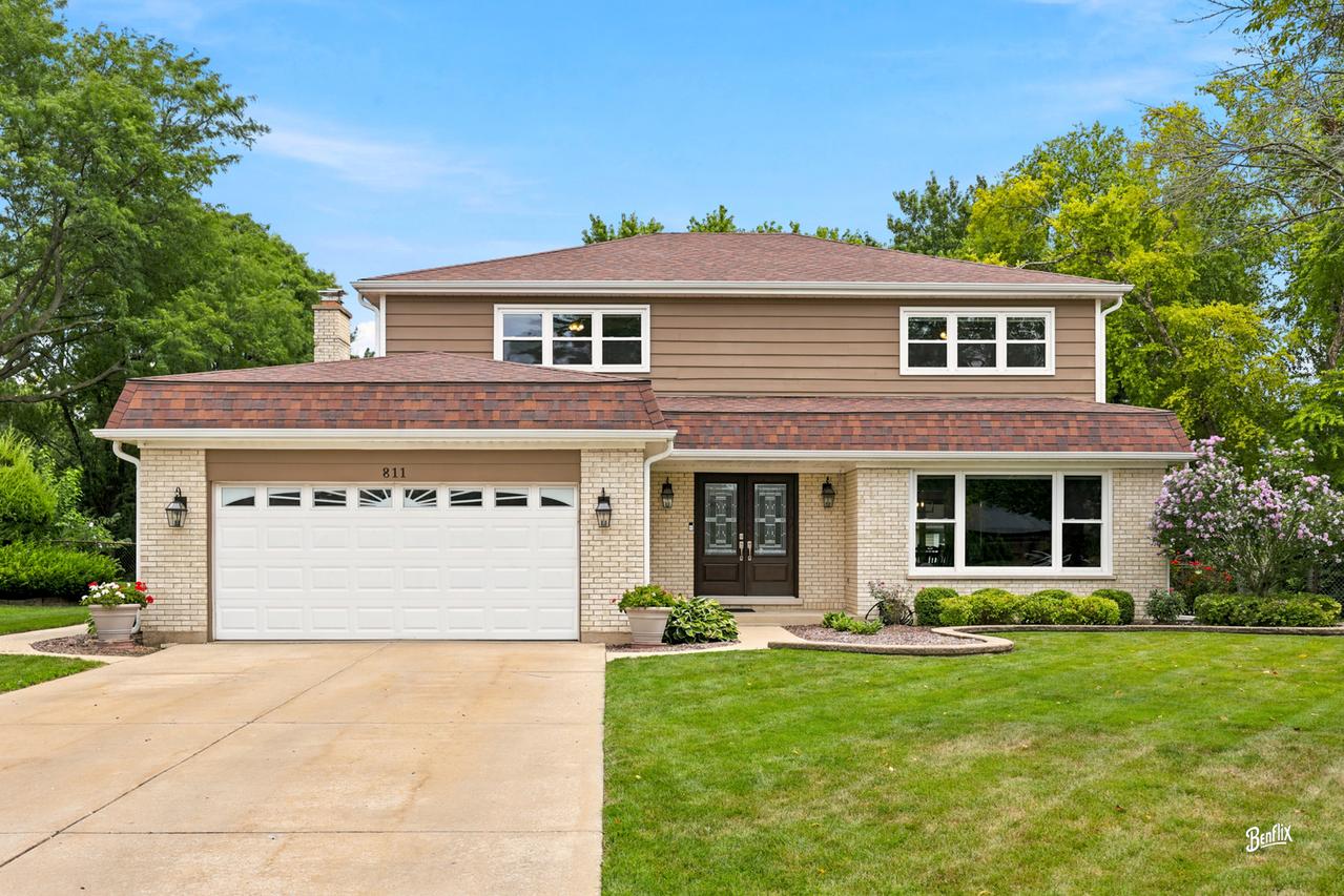 811 Spring Cove Dr., Schaumburg, IL 60193