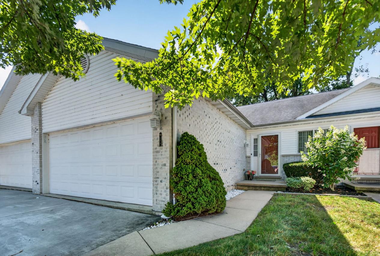 175 Harbor Landing, Braidwood, IL 60408