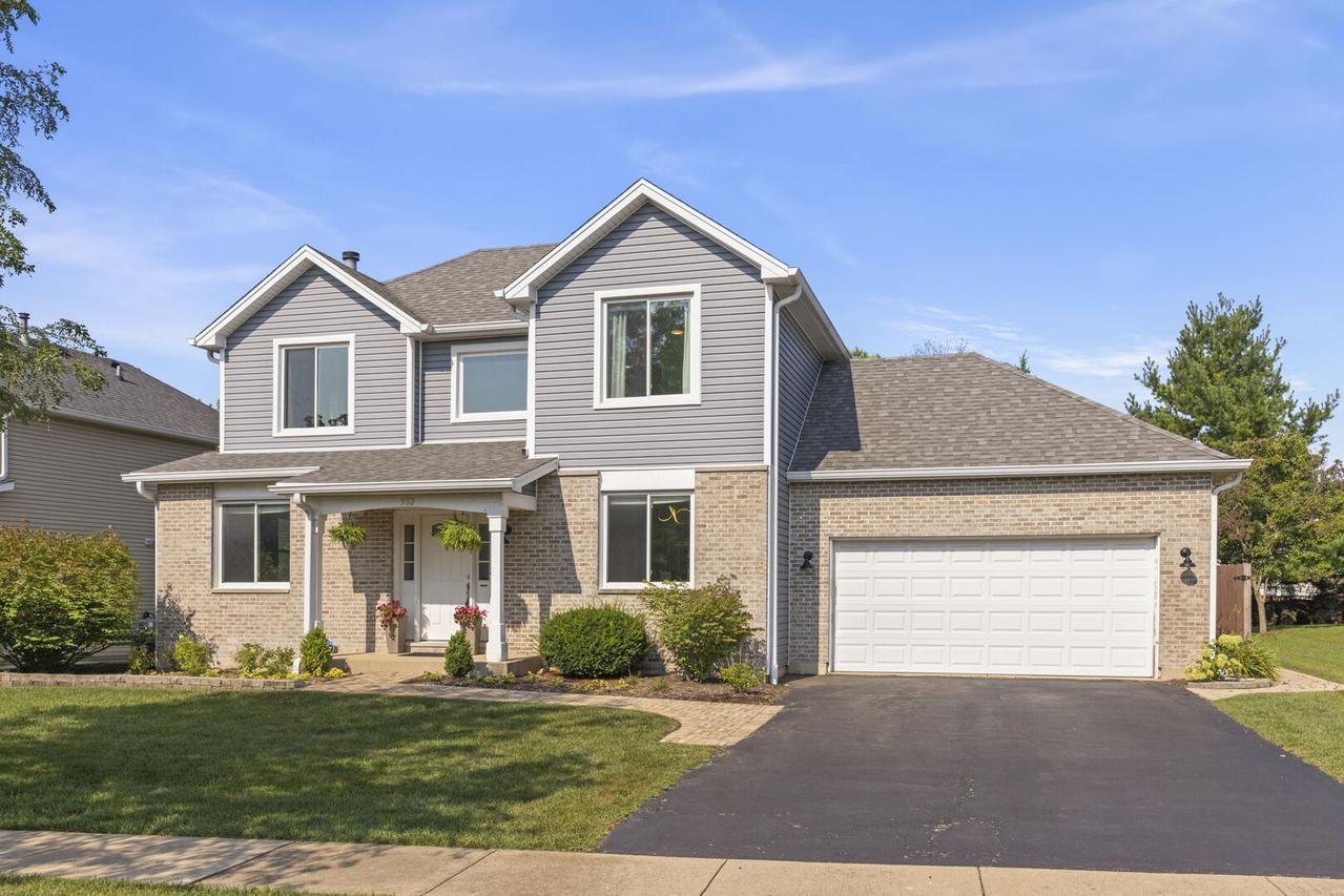 502 N Juniper Dr., North Aurora, IL 60542