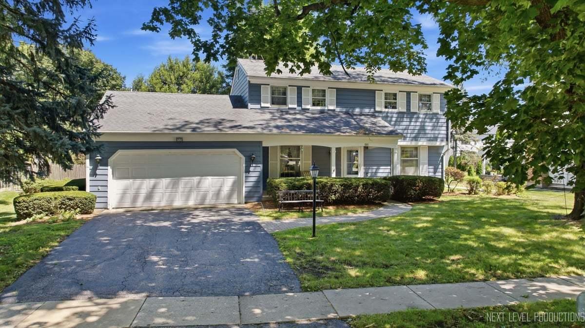 207 West St., Geneva, IL 60134