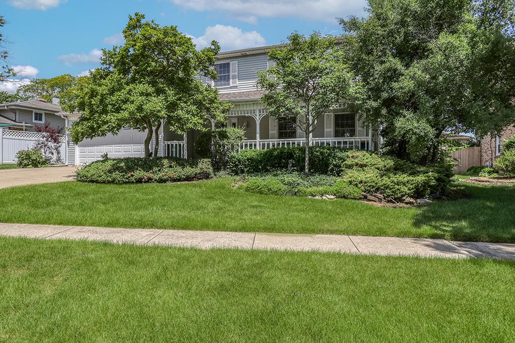403 Sara Ave., Lemont, IL 60439
