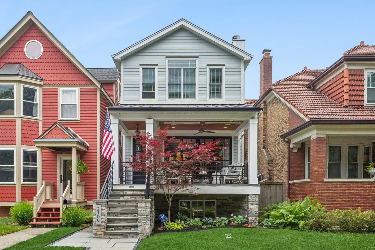 2109 W Sunnyside Ave., Chicago, IL 60625