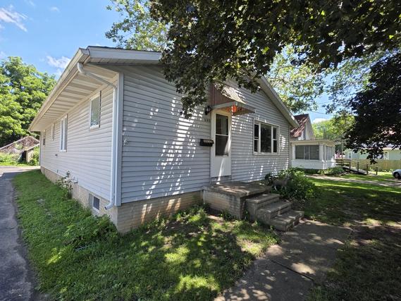New Homes with Master Bedrooms on the 1st Floor in Rock Falls: July 25th to July 31st