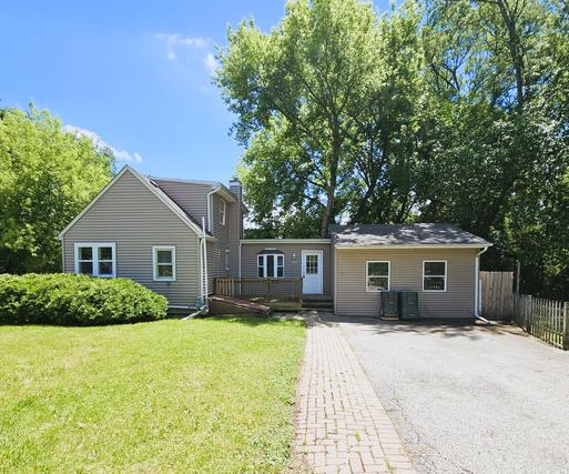 New Homes For Sale This Week That Attend Round Lake Middle School: July 24th to July 30th