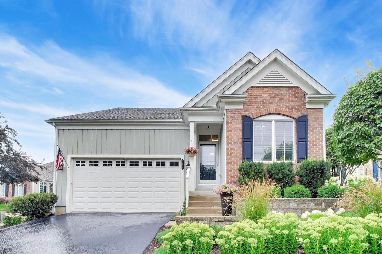 5824 Prairie Ridge Rd., Crystal Lake, IL 60014