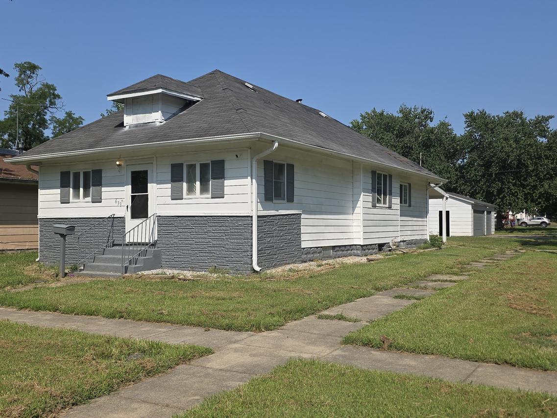 639 S Pine St., Centralia, IL 62801