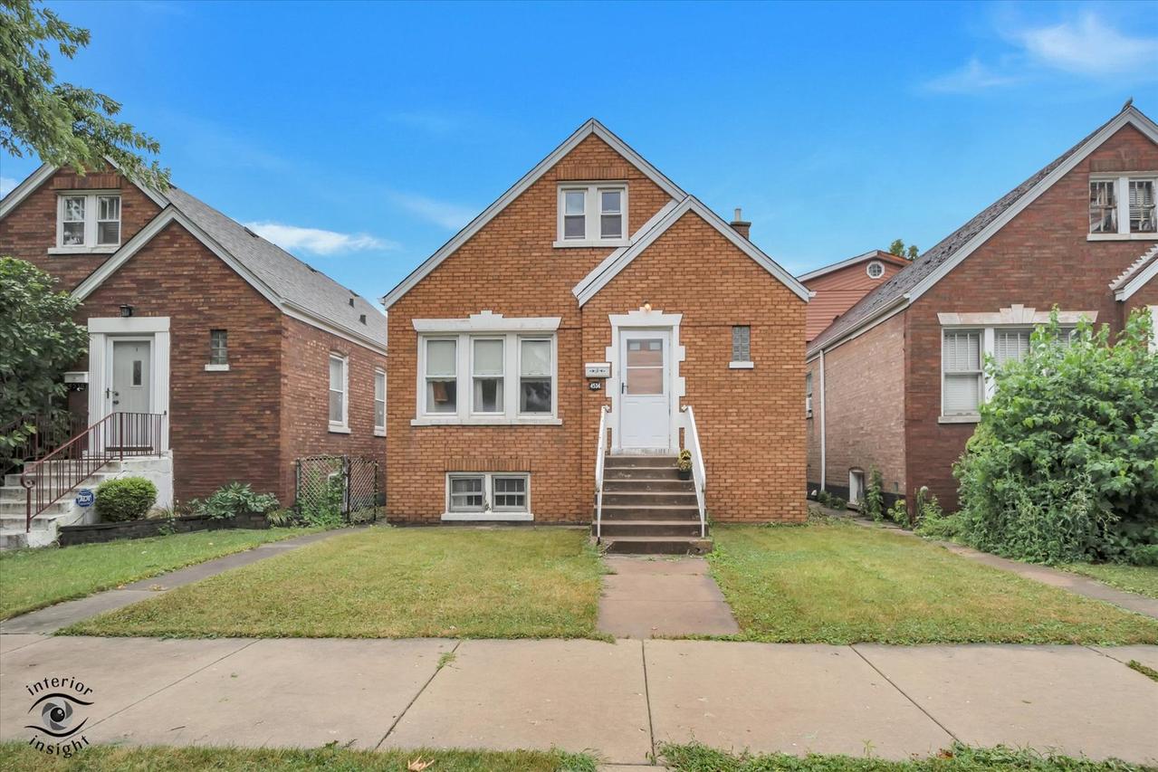 4534 S Karlov Ave., Chicago, IL 60632