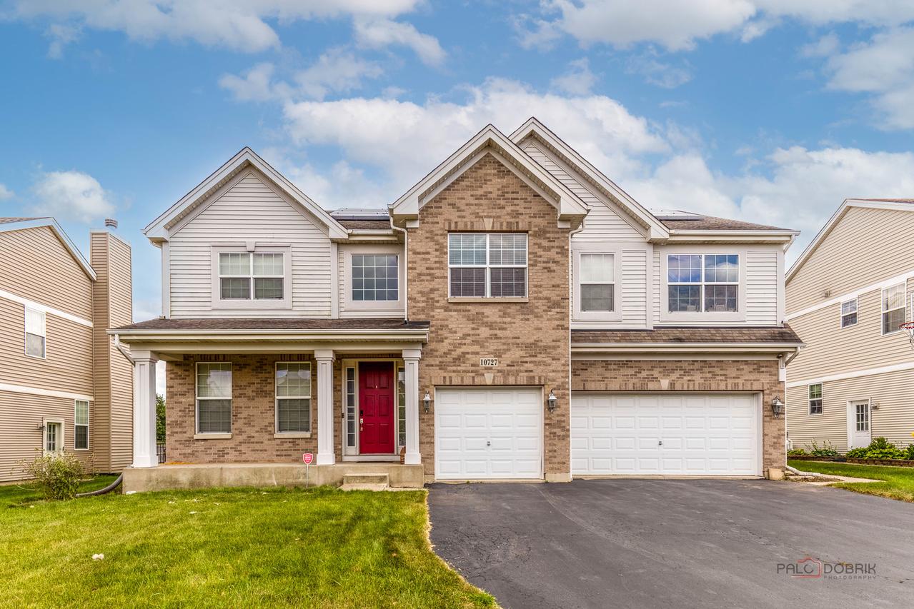 10727 Mayfield Ln., Huntley, IL 60142