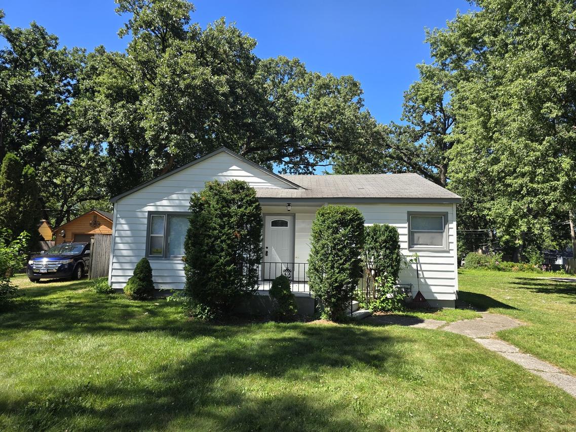 3014 Victoria Ave., Mchenry, IL 60050